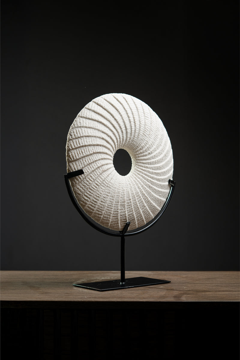 ESCULTURA DECORATIVA CIRCULAR