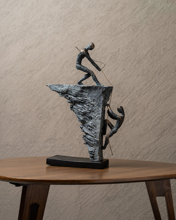 ESCULTURA MONTAÑISTAS